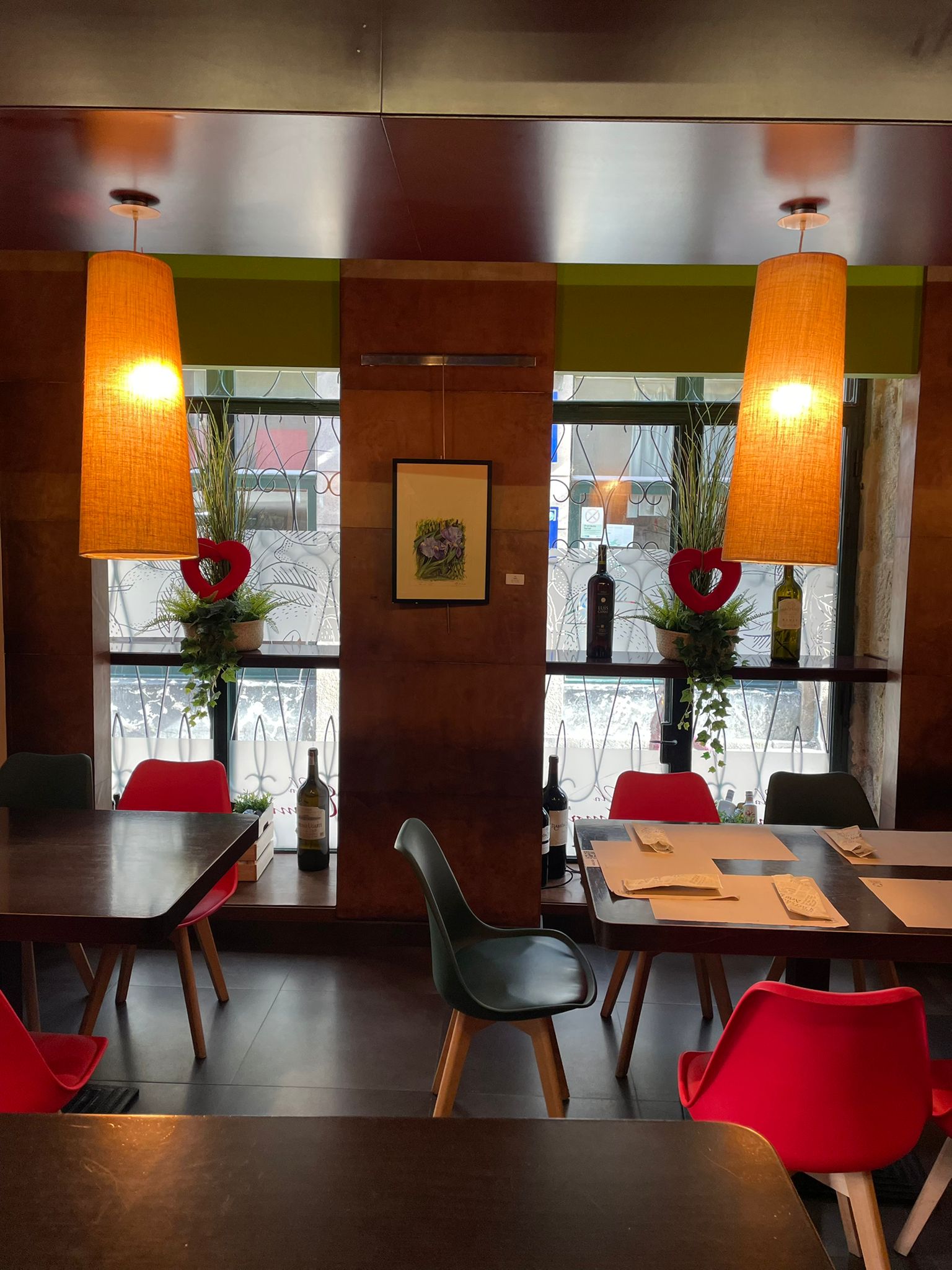Imagen del ventanal en San Valentín La Cámara Restaurante